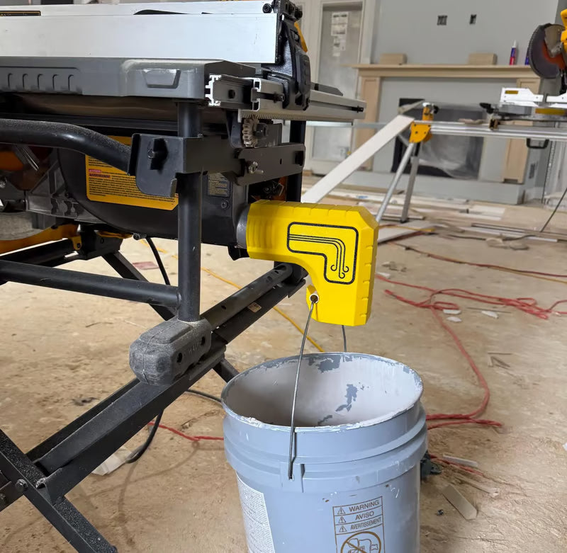 🔥Last Day 49% OFF - 🛠️DeWalt Table Saw Dust Extraction Adapter🪵✨Vacuum-Free Gravity Dust Collection, Bucket-Ready, Zero-Cleanup Design